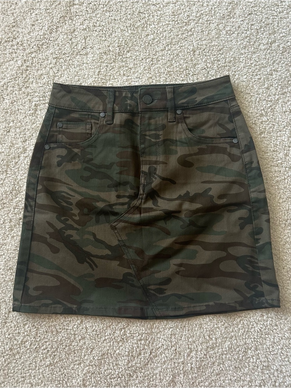 Level 99 Camo-Print Mini Skirt - Olive & Dark Green